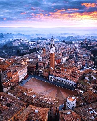 SIENA DENTRO LE CONTRADE E I SEGRETI DEL PALIO