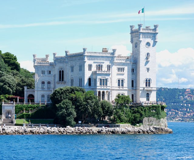TRIESTE E IL CASTELLO DI MIRAMARE