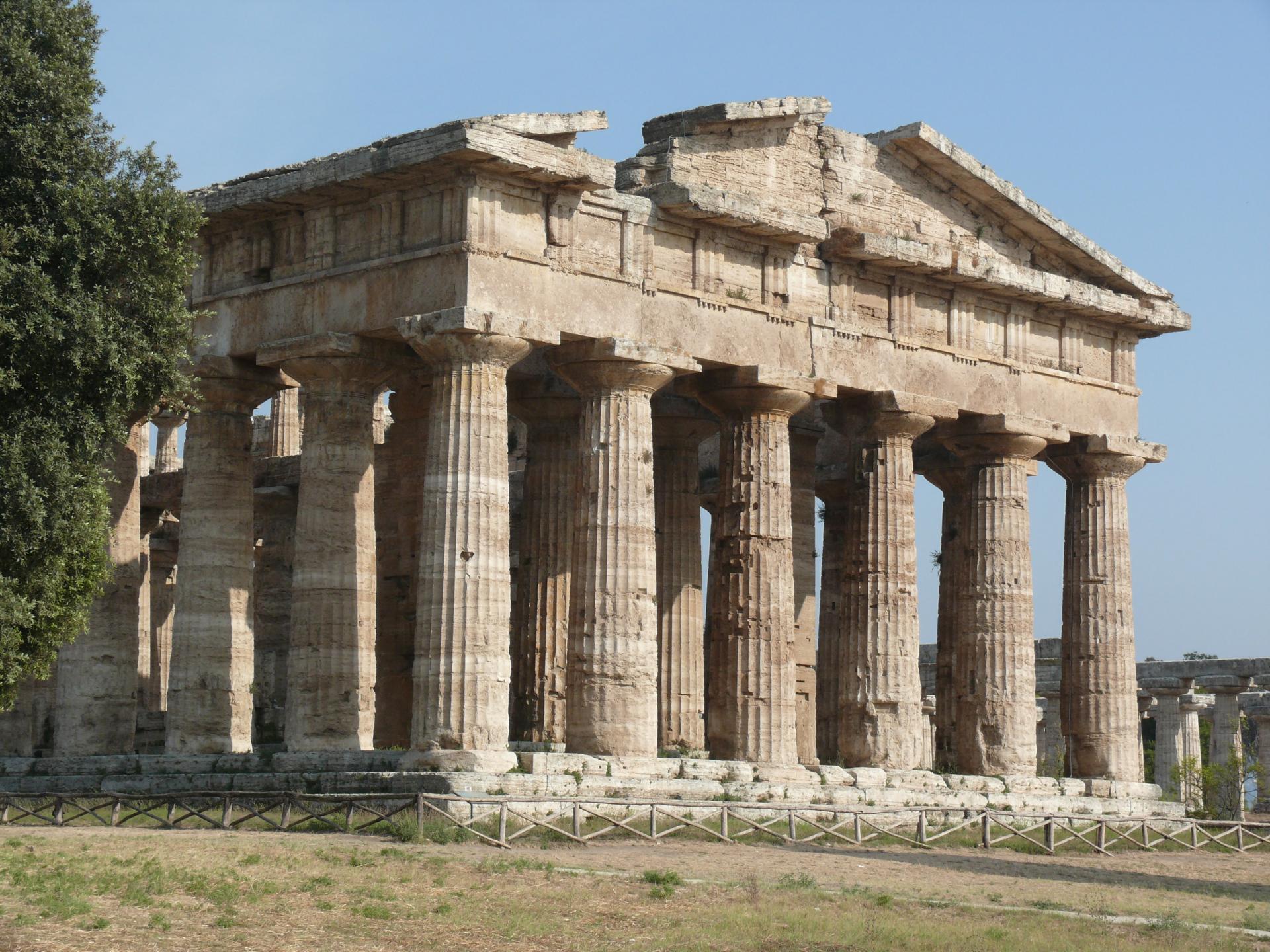 GIOIELLI CAMPANI: PAESTUM E IL PARCO DEL CILENTO