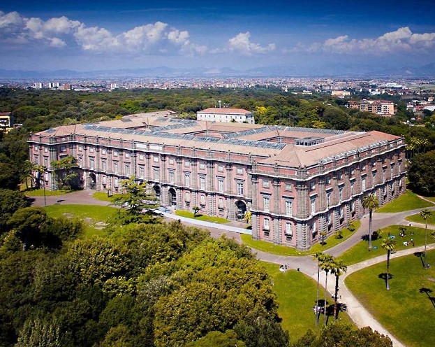 NAPOLI E I MUSEI DI CAPODIMONTE. DIALOGO SUBLIME
