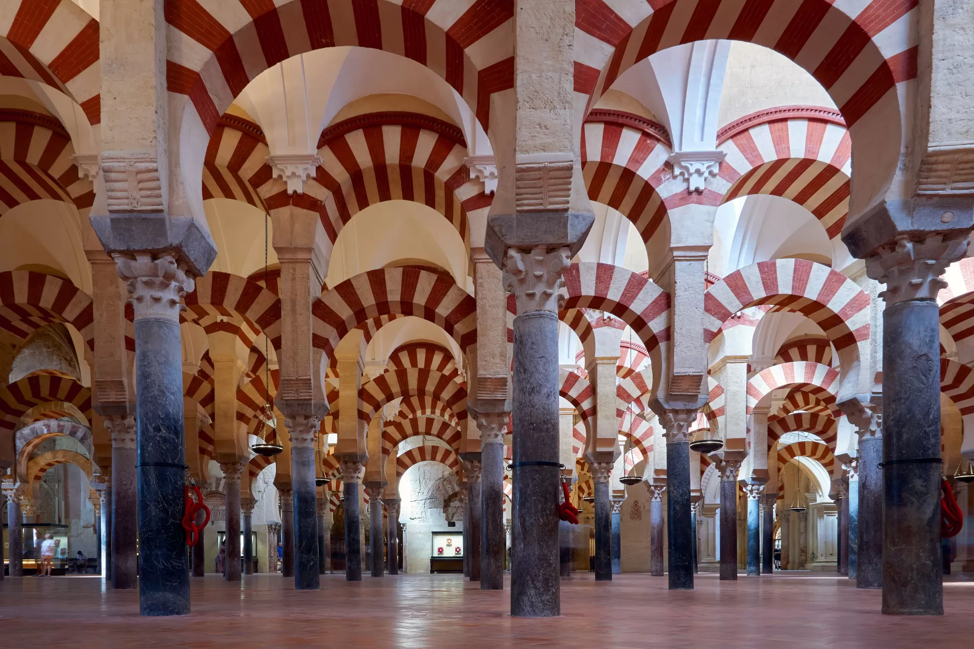 TOUR DELL’ANDALUSIA: TRA ARTE, STORIA E SAPORI